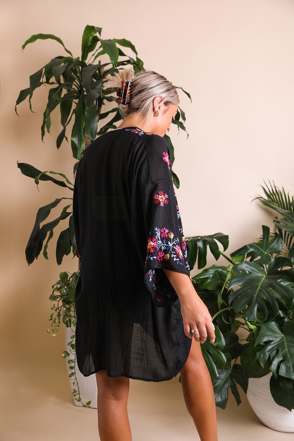 Anemone Embroidered Kimono