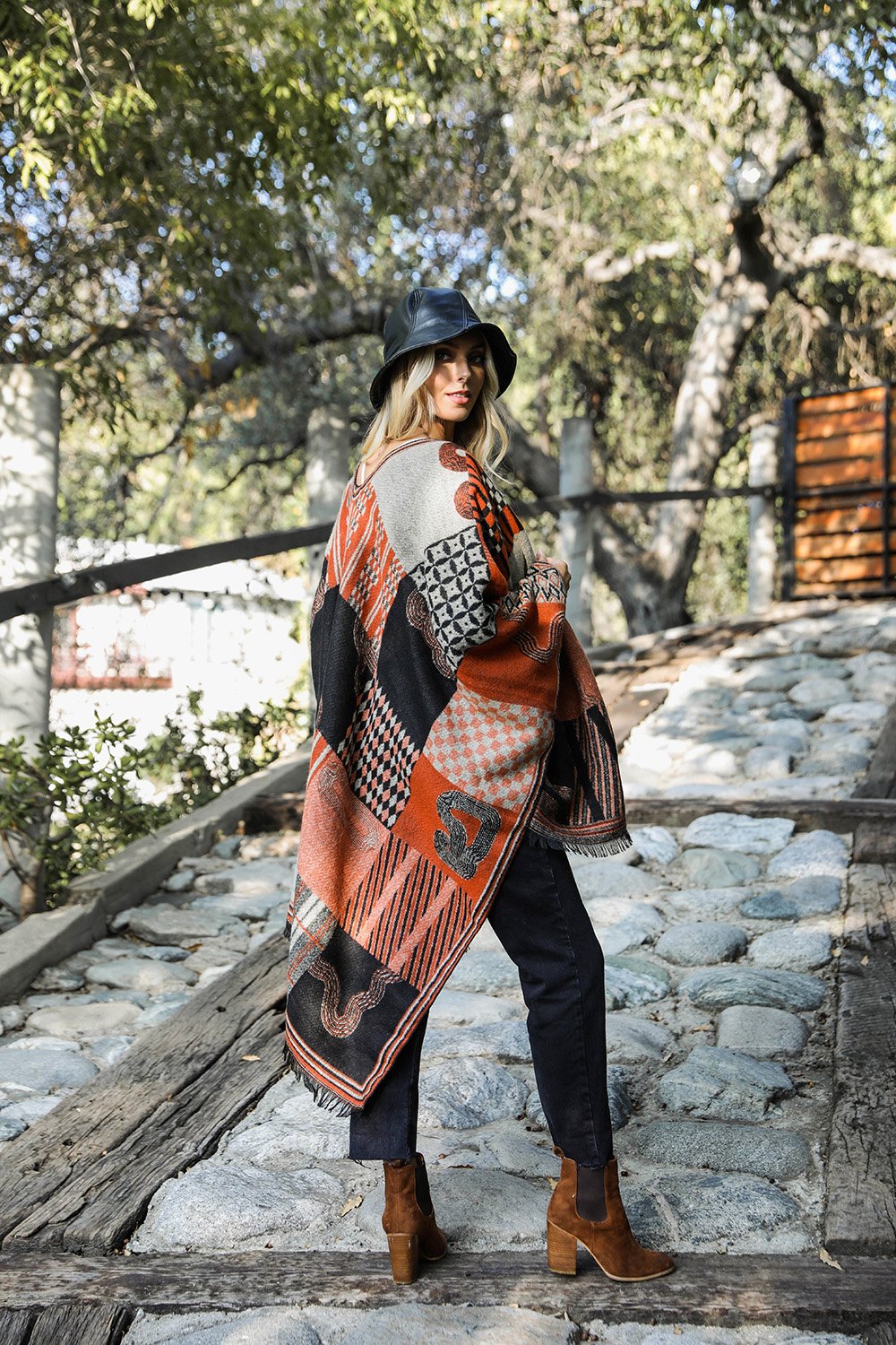 Baroque Style Frayed Edge Ruana Ponchos Rust