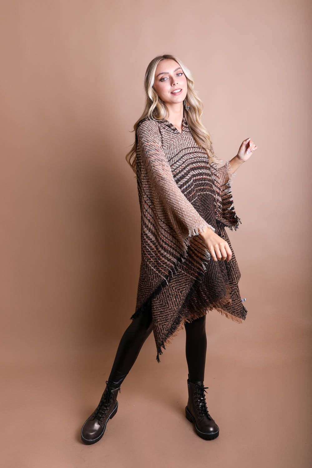 Cuddly Herringbone Hooded Poncho Ponchos One Size / Mocha